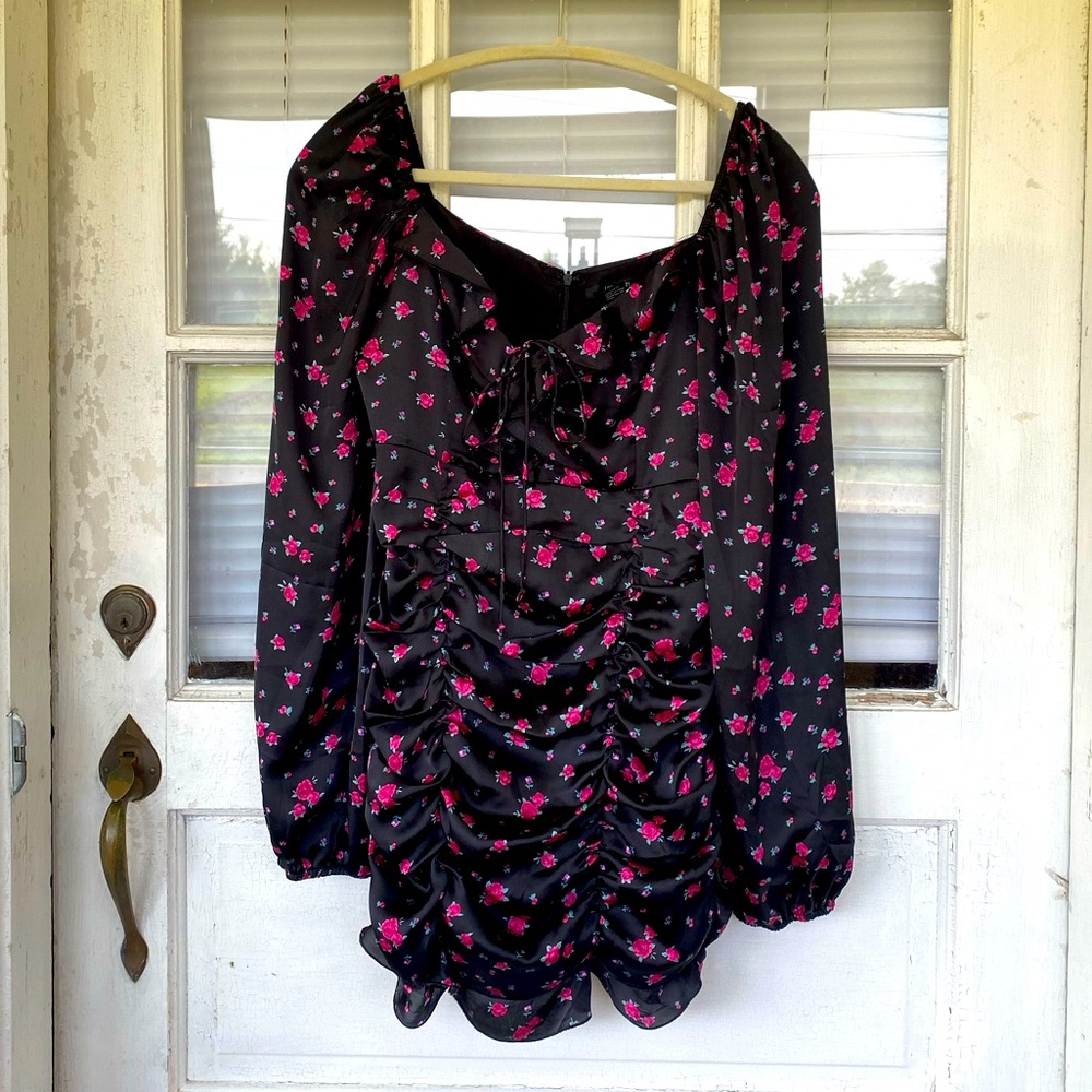 black puffy long sleeve mini dress